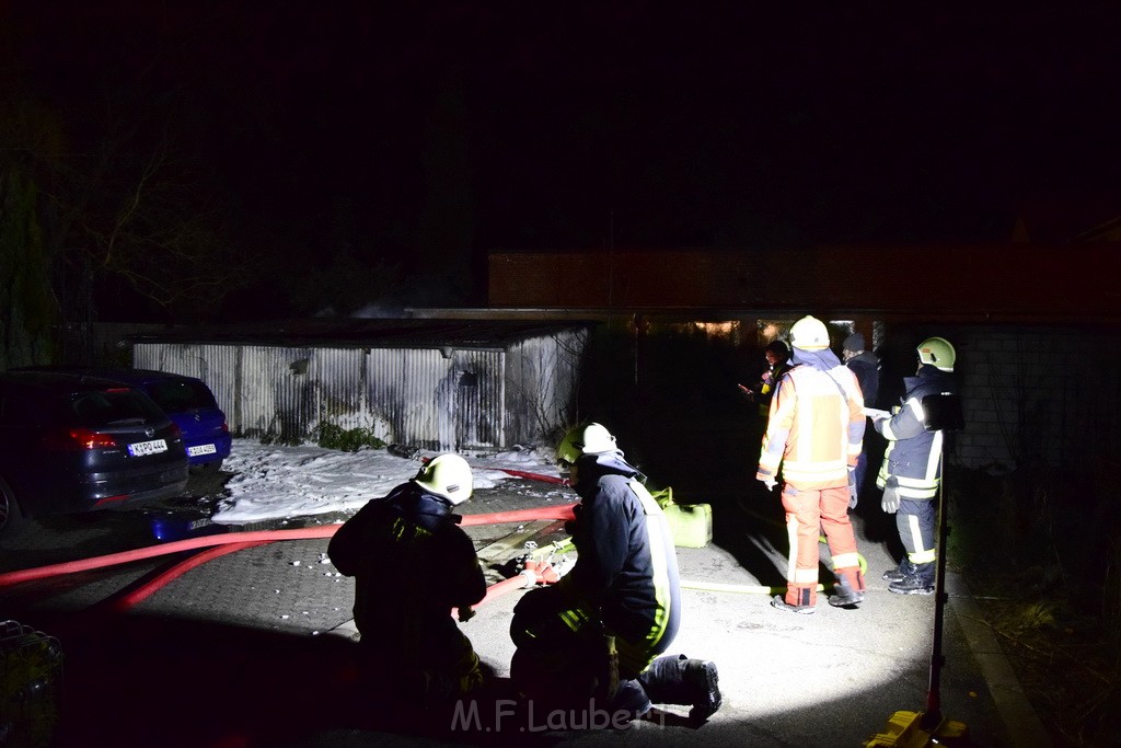 Feuer Hinterhof Garagen Koeln Hoehenberg Olpenerstr P037.JPG - Miklos Laubert